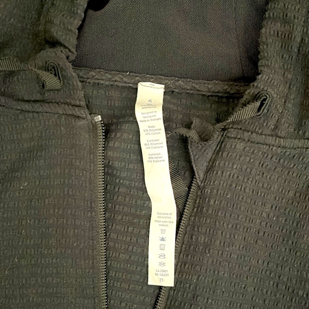Lululemon Black Hooded Pullover Jacket - image 2